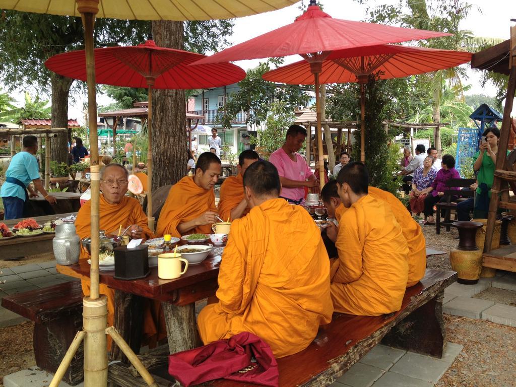 The Little Lopburi Village Lop Buri Exterior foto