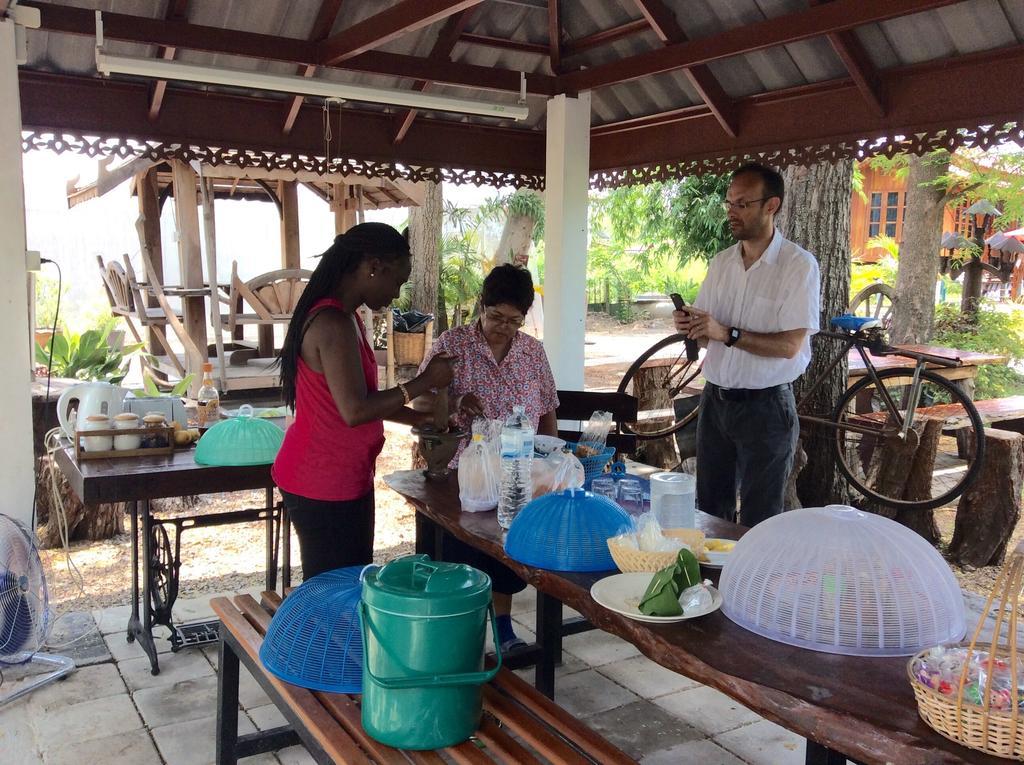The Little Lopburi Village Lop Buri Exterior foto
